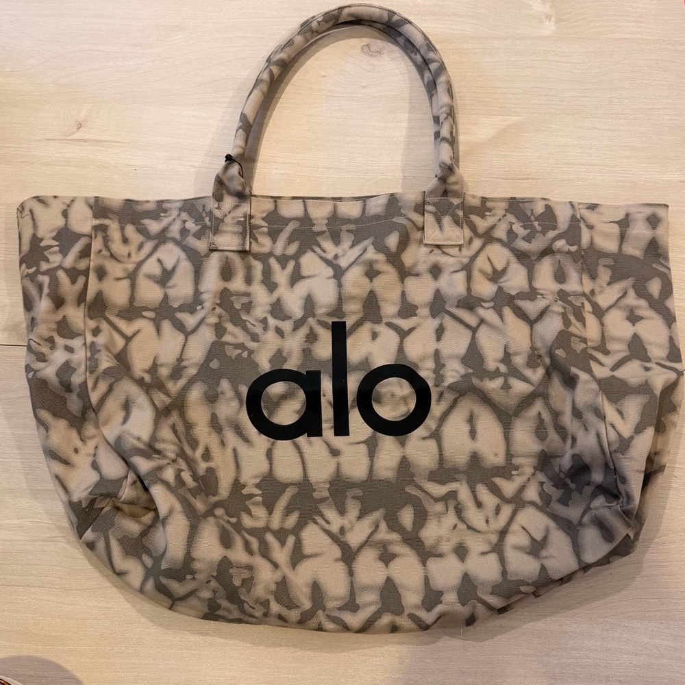 ALO Yoga Tote Bag